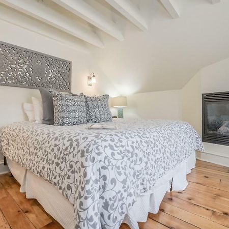 St Andrew Suites Fergus 外观 照片