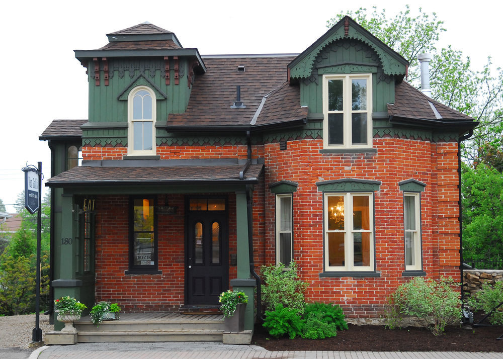 St Andrew Suites Fergus 外观 照片